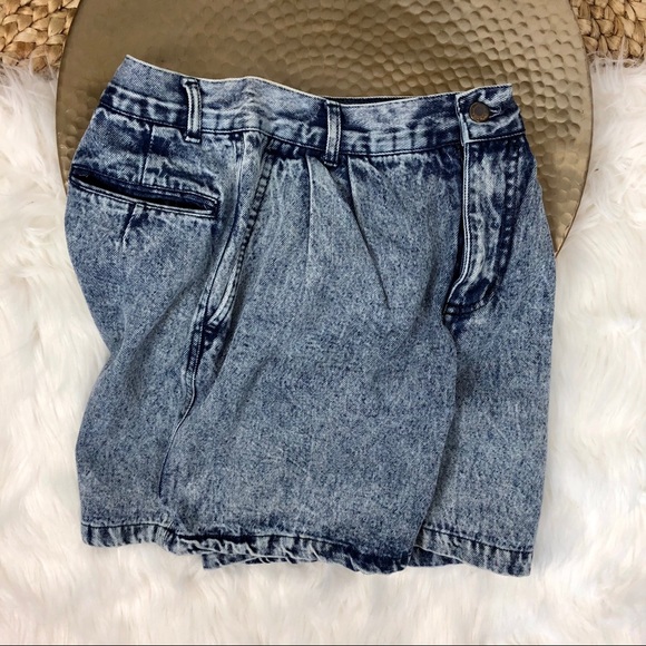 Greatland Apparel | Mom Jean Shorts - Picture 1 of 5
